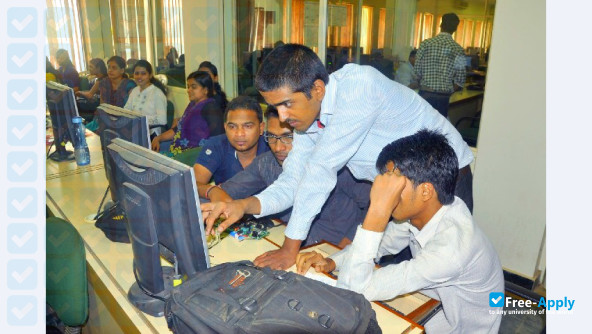 Foto de la Manoharbhai Patel Institute of Engineering and Technology #11