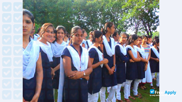 Foto de la Manoharbhai Patel Institute of Engineering and Technology #3