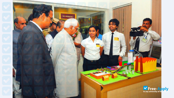 Foto de la Manoharbhai Patel Institute of Engineering and Technology #8