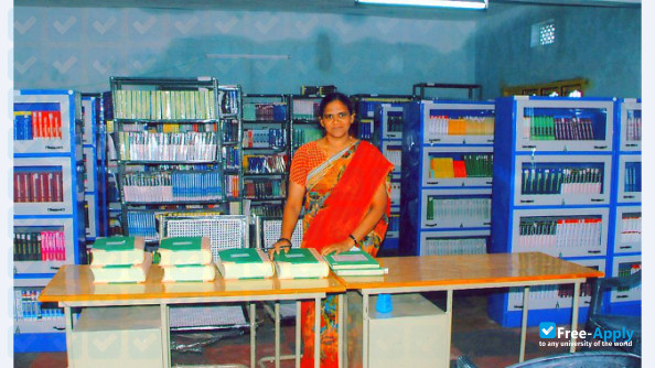 Foto de la Tenali Engineering College #3