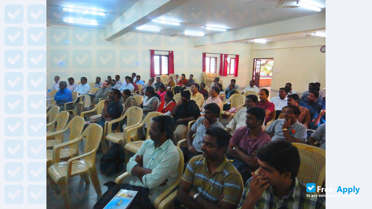 Foto de la Kerala United Theological Seminary #4