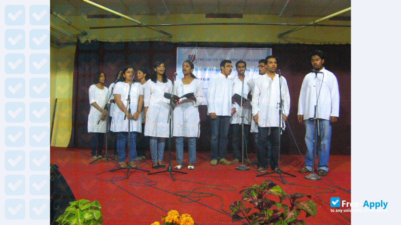 Foto de la Kerala United Theological Seminary #2