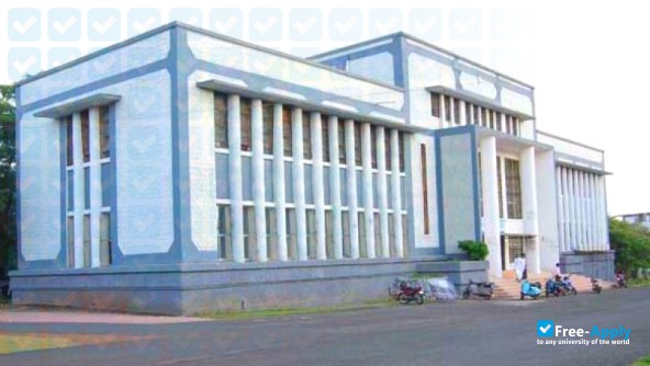 Foto de la Dr Hari Singh Gour University Sagar University #4