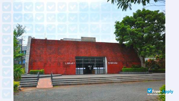 Foto de la Karnatak University #8