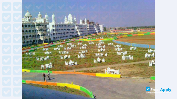 Sri Sivasubramaniya Nadar College of Engineering photo #8