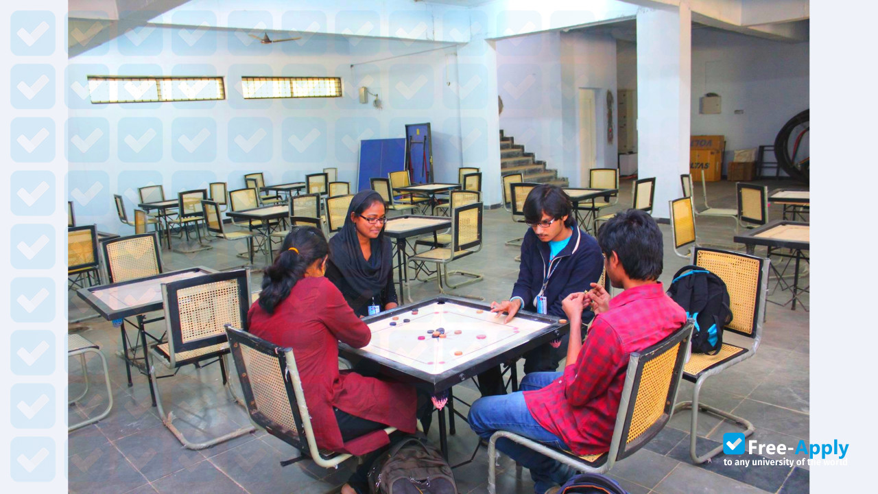 Photo de l’CVR College of Engineering #11