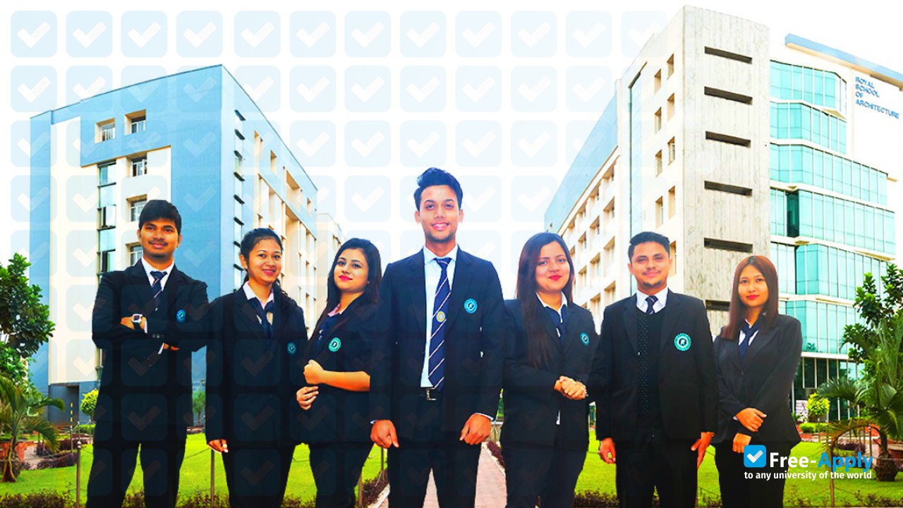 Royal Global University фотография №7