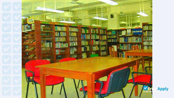 Photo de l’Velammal College of Engineering and Technology #5