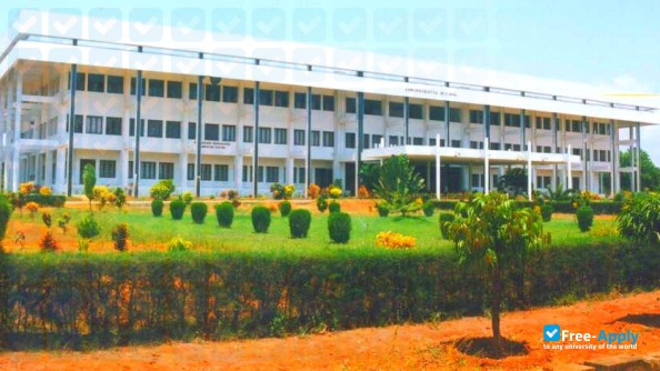 Photo de l’Velammal College of Engineering and Technology #2