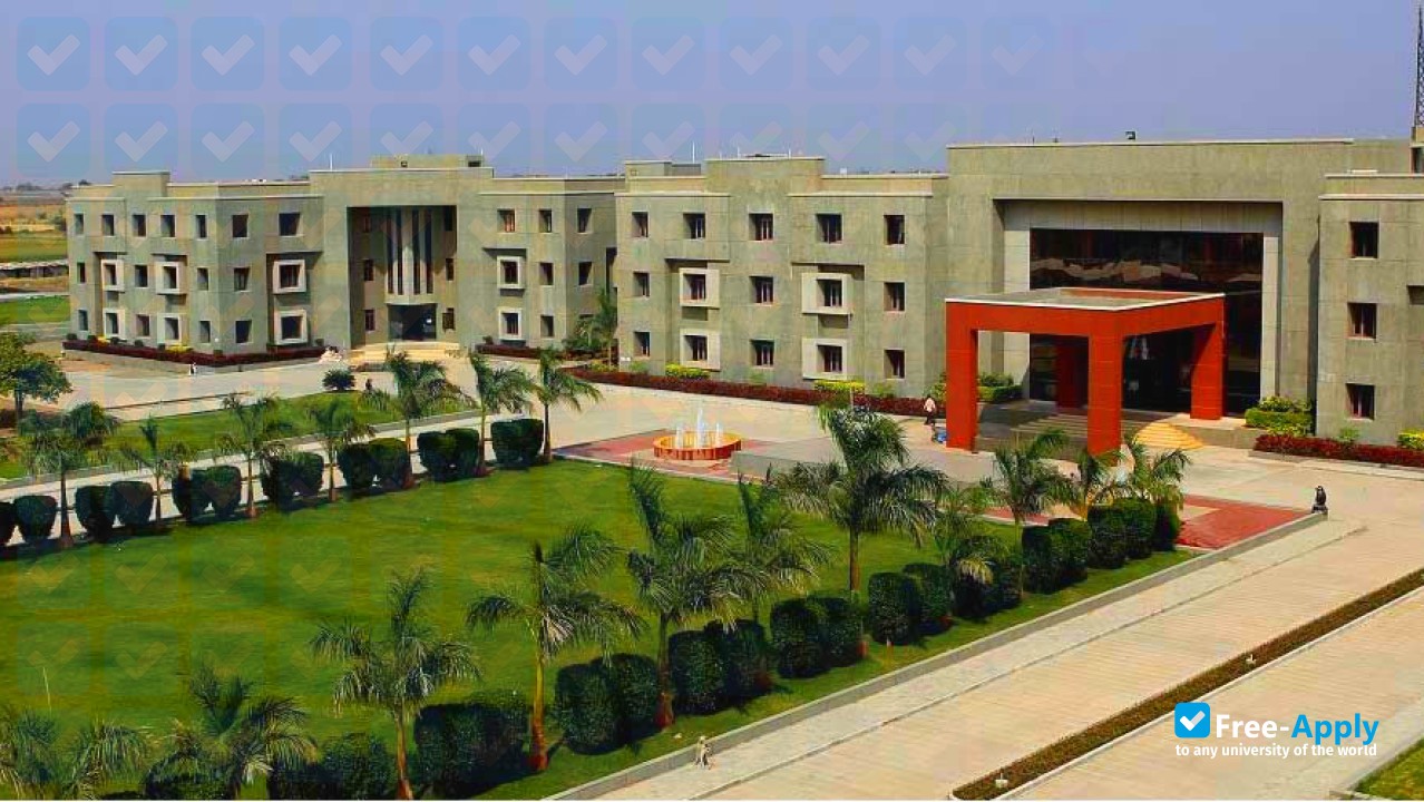 V V P College of Engineering & Technology Rajkot photo #4
