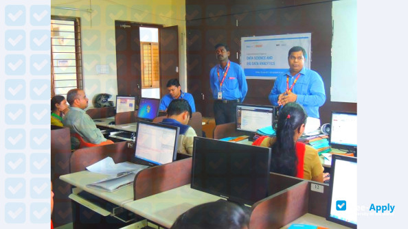 Foto de la Maharashtra Academy of Engineering #5