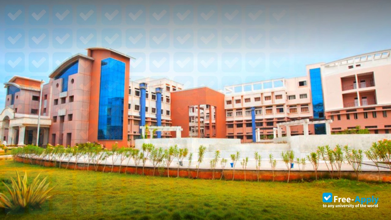 Sri Manakula Vinayagar Medical College & Hospital photo #7
