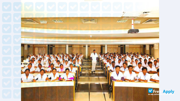 Photo de l’Sri Manakula Vinayagar Medical College & Hospital #7