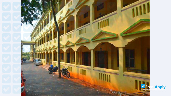 Photo de l’Nesamony Memorial Christian College #12