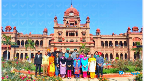 Foto de la Khalsa College, Amritsar #6