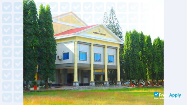 Foto de la New Man College Thodupuzha #9