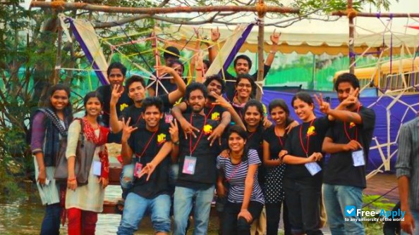 Foto de la Holy Crescent College of Architecture