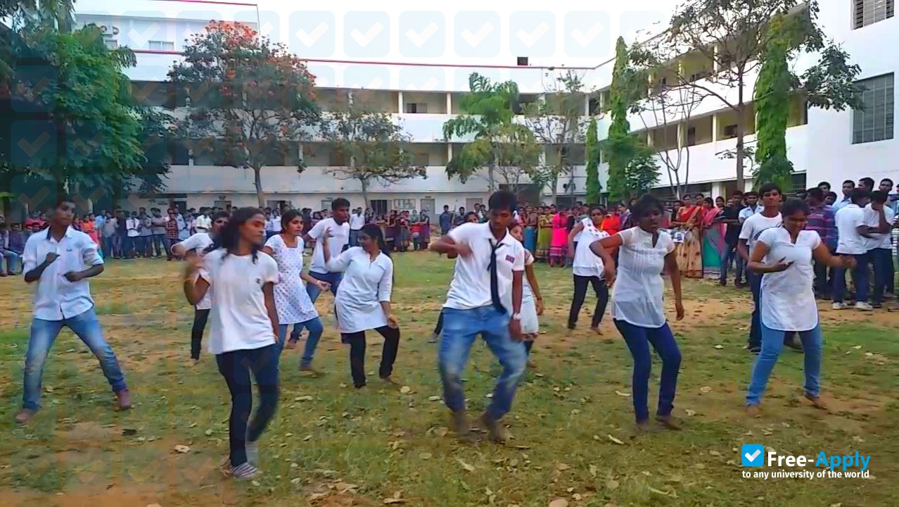 Photo de l’Adarsh Post Graduate College of Computer Science Mahabubnagar (ADARSH Degree College) #3
