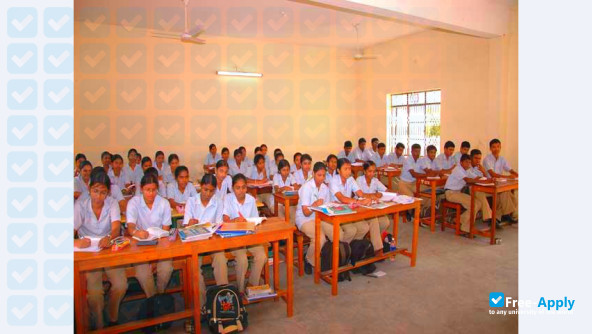 Foto de la Einstein Colleges #2