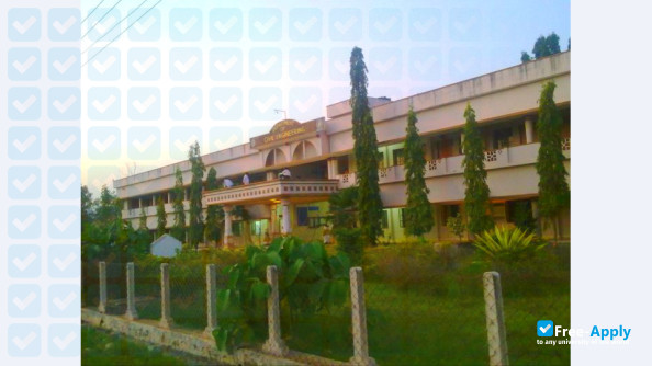 Photo de l’Jawaharlal Nehru Technological University Kakinada #3