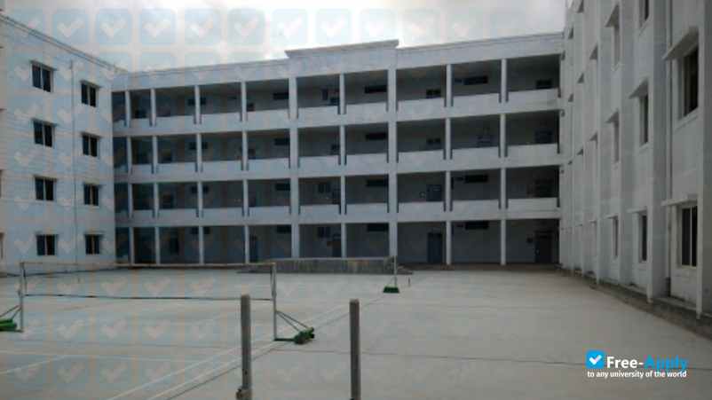 Foto de la Annamacharya P. G. College of Computer Studies #2
