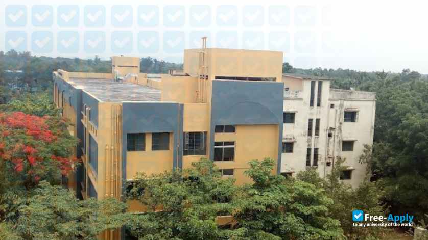 Photo de l’Neotia Institute of Technology Management and Science #2