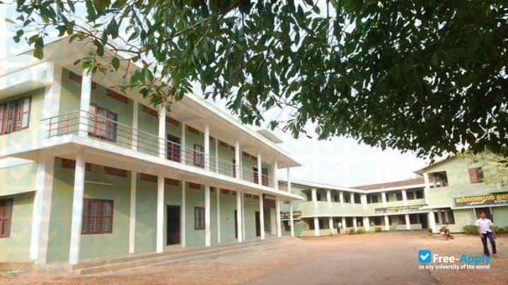 Madeenathul Uloom Arabic College photo #3