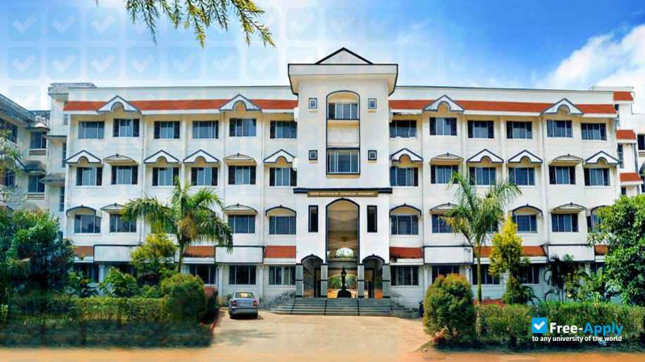 Institute of Technology Ponnampet photo #2