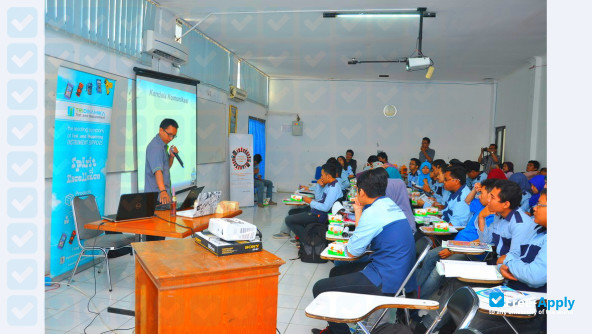 Akademi Telkom Jakarta photo #3