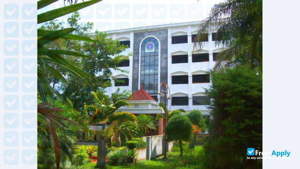 Gajayana University фотография №7