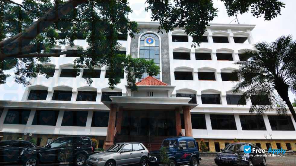 Gajayana University фотография №3