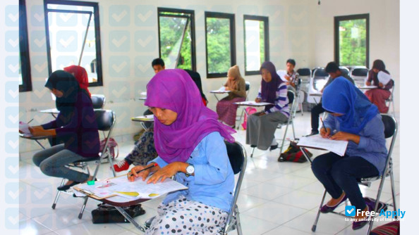 Universitas Islam Negeri Alauddin Makassar фотография №8