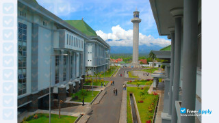 Miniatura de la Universitas Islam Negeri Maulana Malik Ibrahim Malang #5