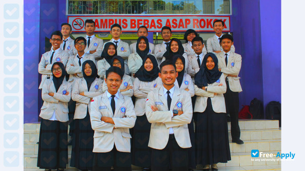 Informatics and Computer College Stmik Amikom photo #3