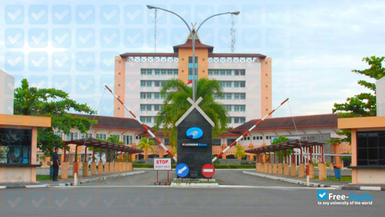 Politeknik Negeri Batam photo #3