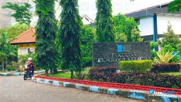 Foto de la Institut Teknologi Sepuluh Nopember #5