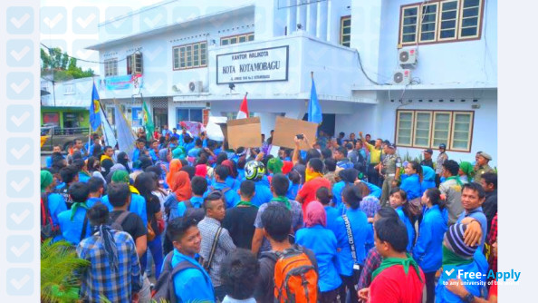 Photo de l’Universitas Dumoga Kotamobagu #5