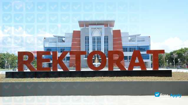 Gorontalo University photo #6