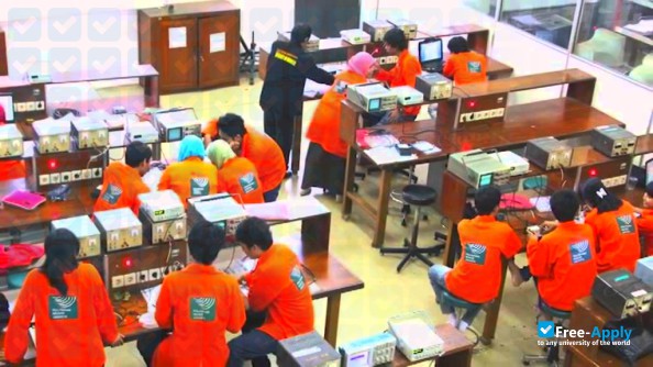 Politeknik Negeri Jakarta photo