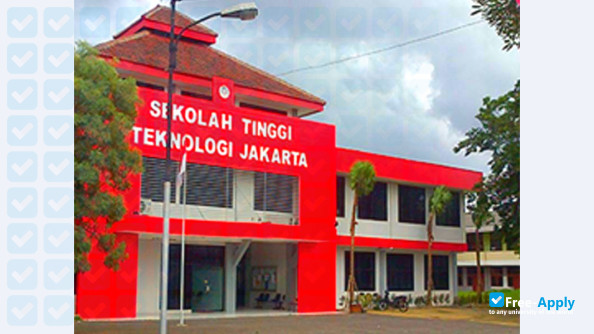 Foto de la Jakarta College of Technology #2