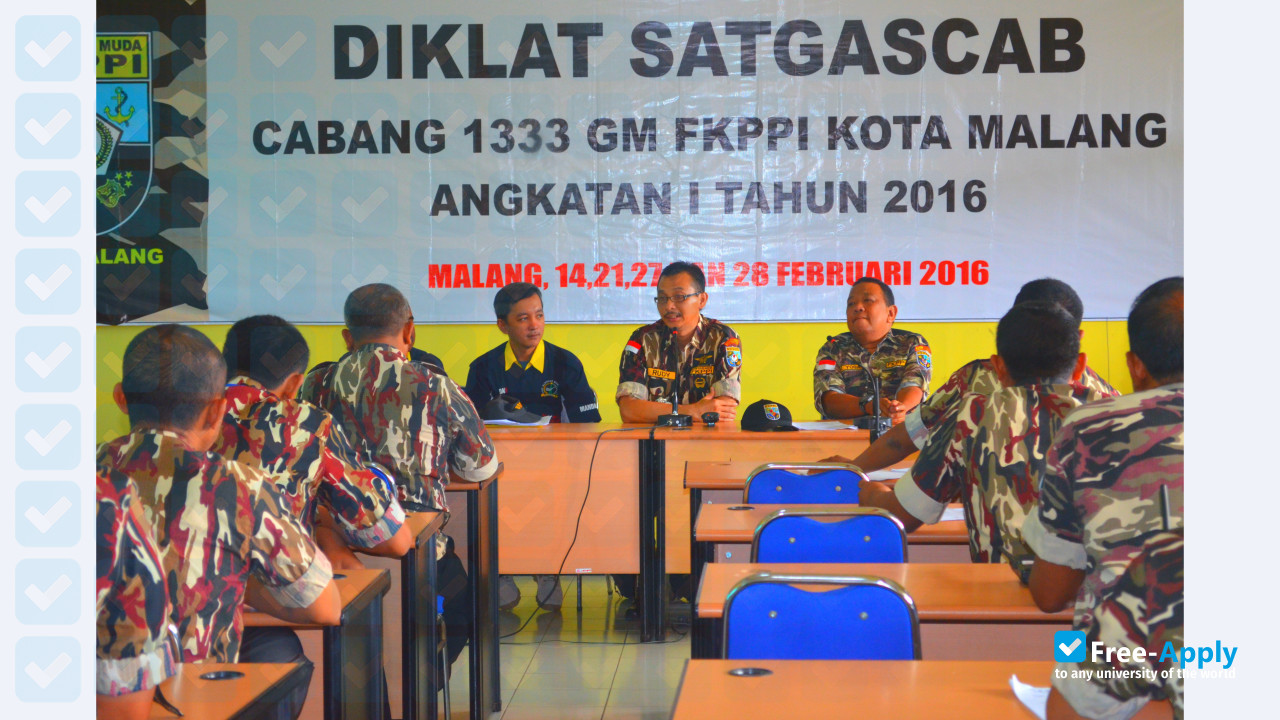 College of Economics Kertanegara Malang фотография №6