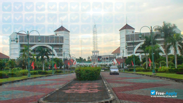 Photo de l’Universitas Cokroaminoto Yogyakarta #7
