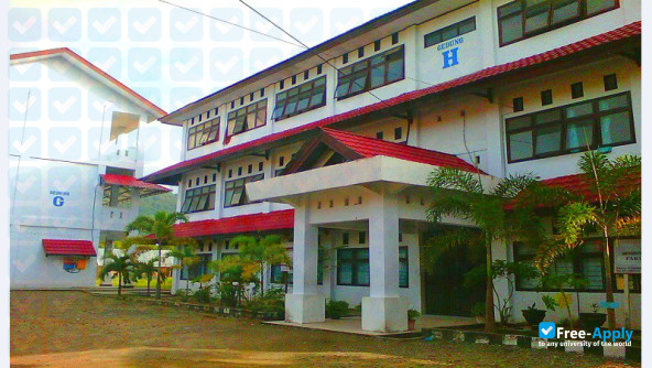Photo de l’Universitas Cokroaminoto Yogyakarta #2