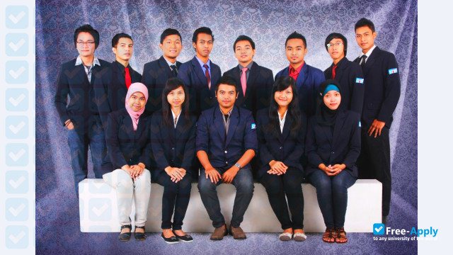 YKPN School of Economics Yogyakarta фотография №1