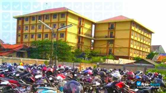 Фотография Indraprasta PGRI University