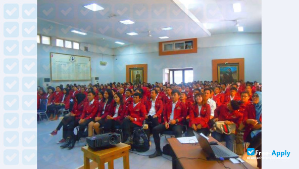 Photo de l’Universitas Bung Karno #6