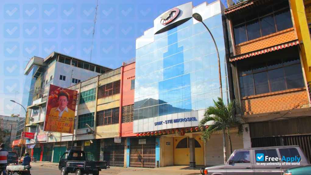 College of Informatics and Computer Management photo #11