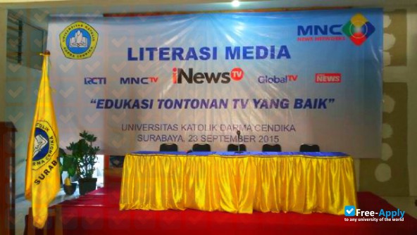 Photo de l’Catholic University of Darma Cendika #5