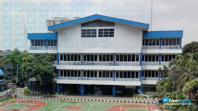 Universitas Budi Luhur фотография №1