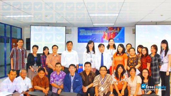 Foto de la Universitas Bunda Mulia Jakarta #3